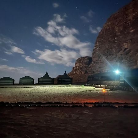 Desert Stars Rum Camp Wadi Rum Exteriör bild