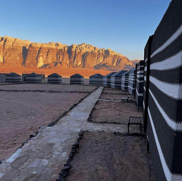 Desert Stars Rum Camp Wadi Rum Exteriör bild